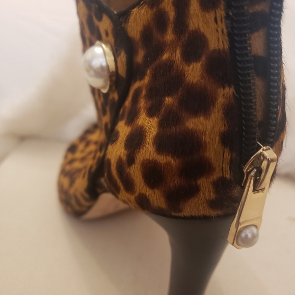 Louise et Cie leopard ankle boots SZ 8M - Picture 2 of 4